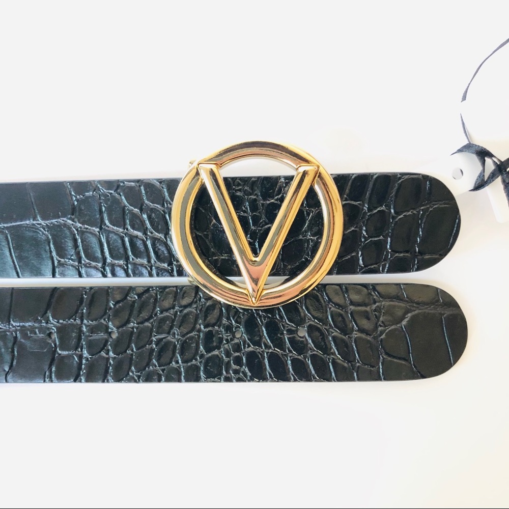 Valentino Milano Black Belt with Gold V - Picture 4 of 8